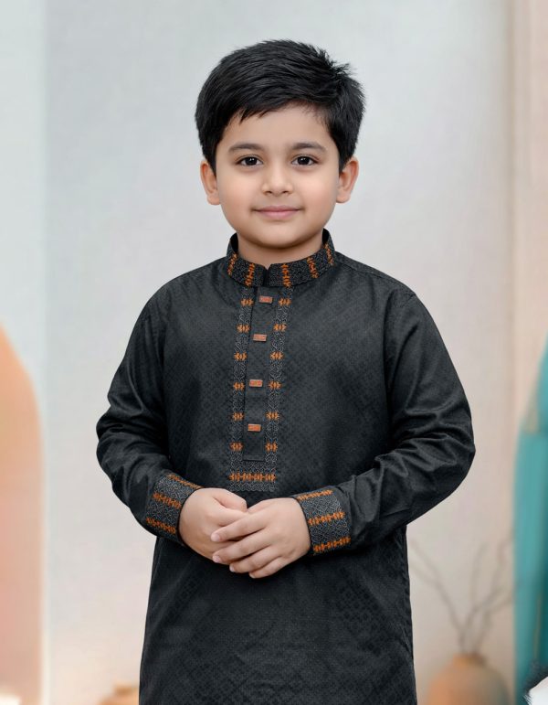 কালো কালার পাঞ্জাবী। কোড: ১৩